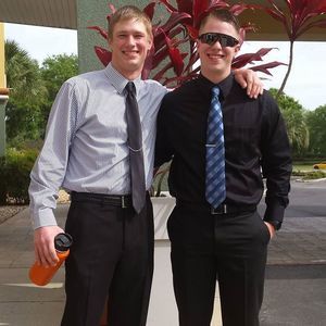 Meet your Posher, Dustin